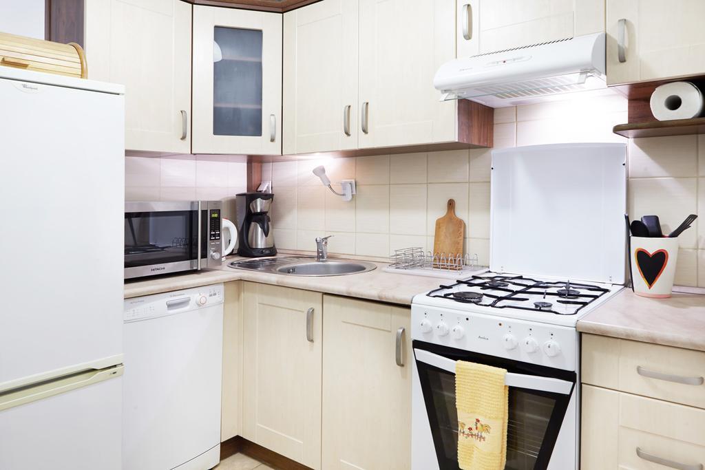 Lovely Garden Flat Near Royal Park Warschau Kamer foto